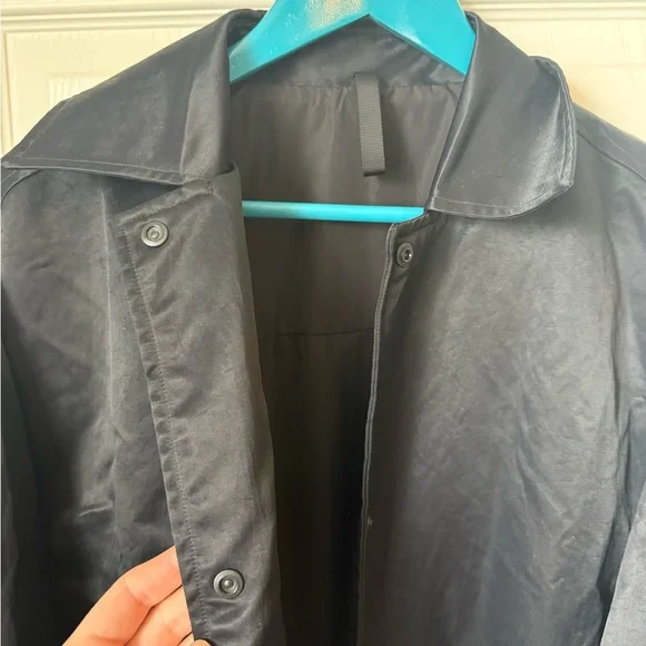 Lululemon 
Lightweight Oversized Coaches Jacket | Size small - Picture 5 of 11